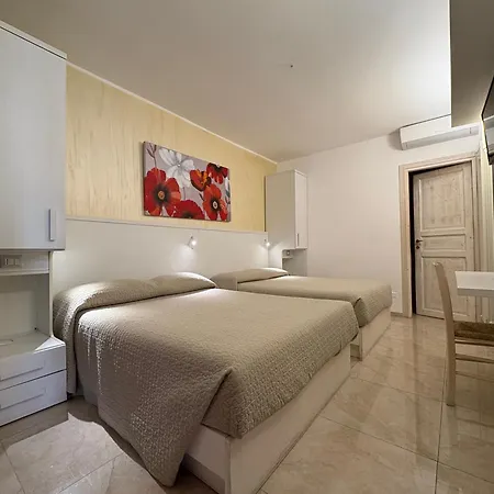 Гостевой дом House Sun Garden